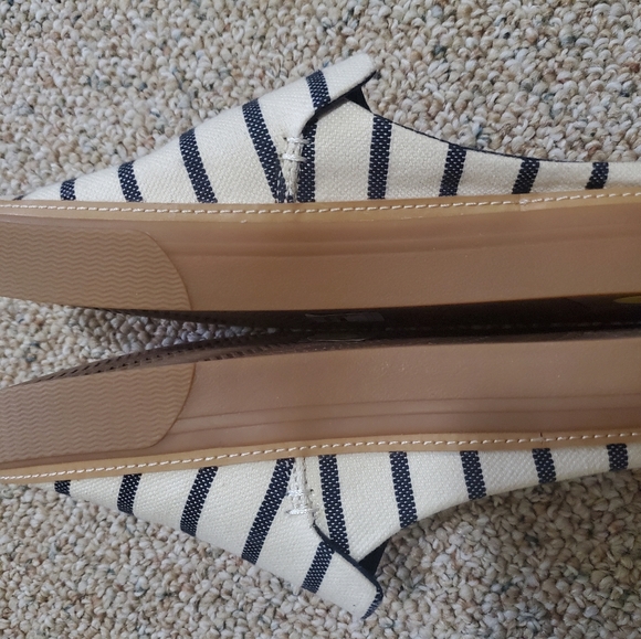 Toms Mules Split Sized 6/6.5 NEW - Picture 2 of 3